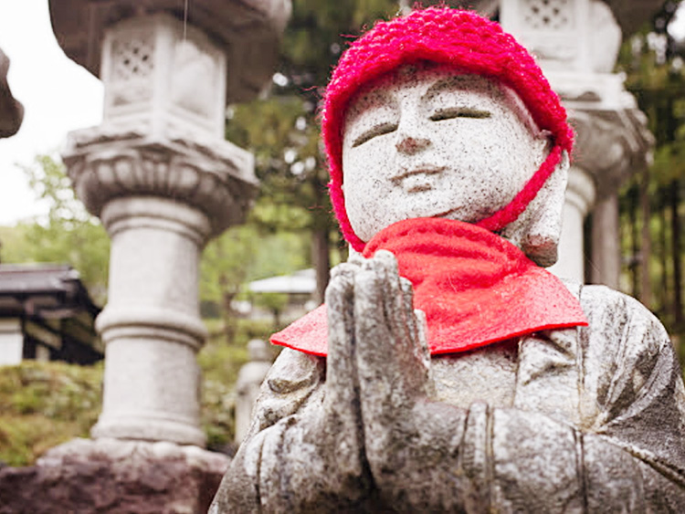 護法山正雲寺 会津本山 正雲寺は誰もが気持ちよく集える「みんなのお寺」です。 正雲寺の水子供養