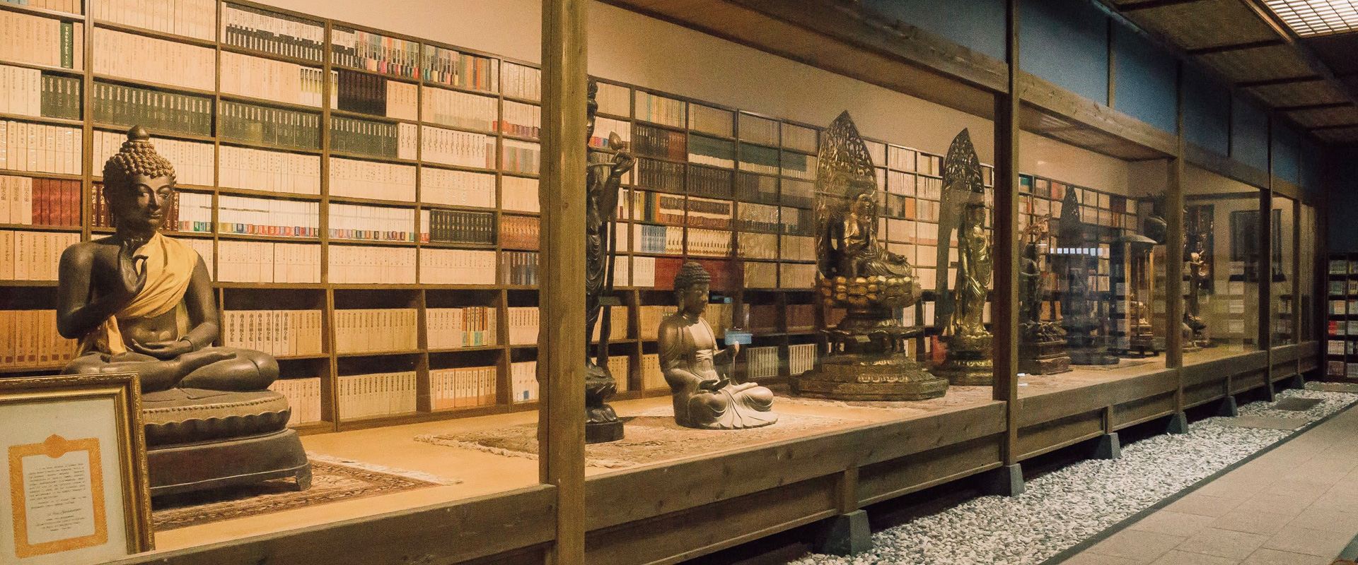 護法山正雲寺 会津本山 正雲寺は誰もが気持ちよく集える「みんなのお寺」です。 心の修養 書画や仏像を鑑賞する